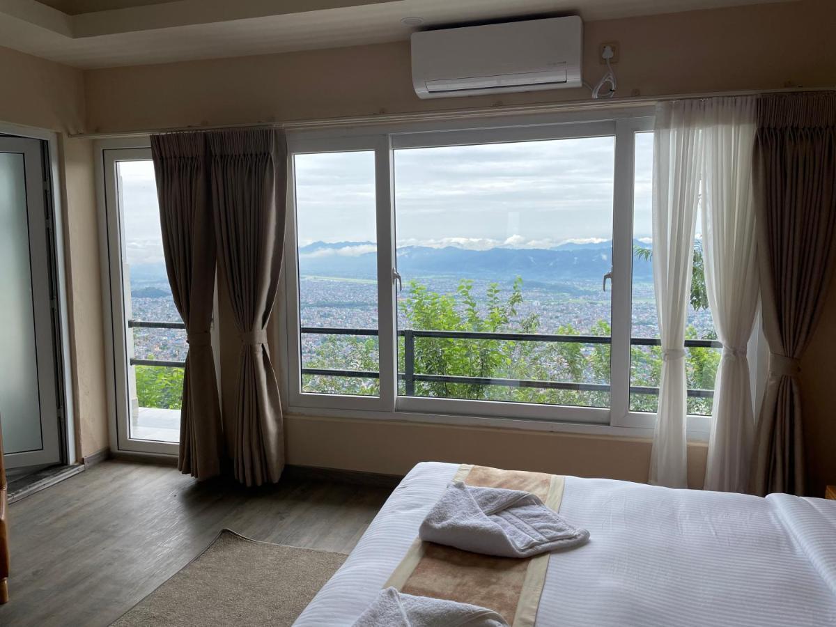 Hotel Pokharaeye Экстерьер фото